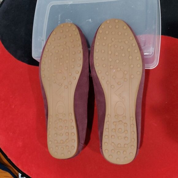 Coach Fortunata Suede Loafers in Burgundy Size 7.5 - Picture 11 of 12